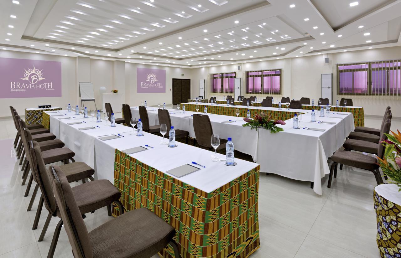 Bravia Hotel Ouagadougou Exterior photo
